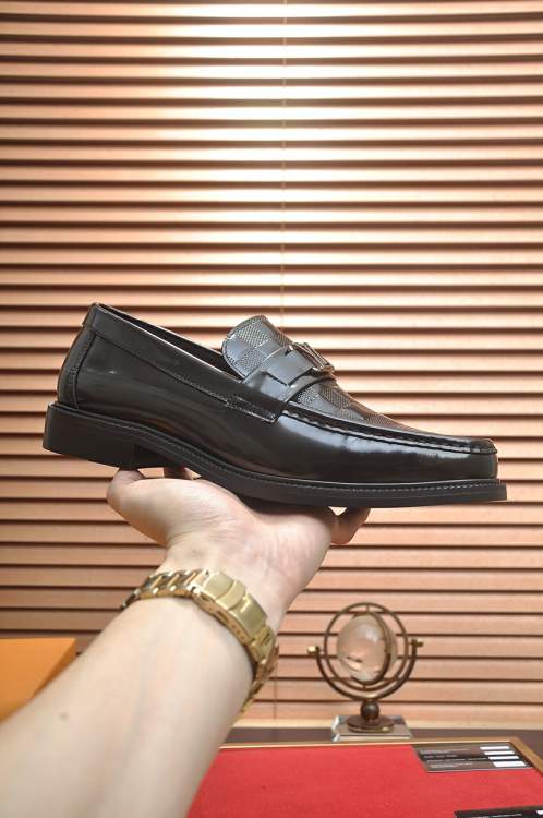 Picture of Louis Vuitton Shoes _SKULVsz38-45hnh020813957